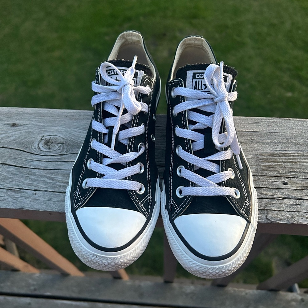 Black Converse sneakers size 8
